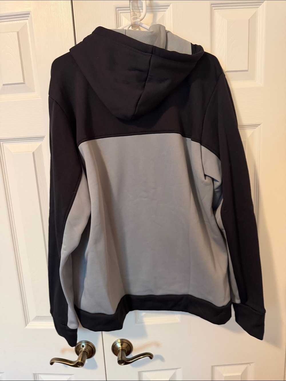 The North Face Black & Gray Two-Tone Zip Hoodie - Picture 2 of 2